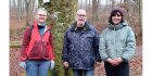 lesenseignantesavecjeanlucmieskeconseillermunicipalgarantdesboisquiatravailleauxamenagementsnecessairesdanslaforet1739478741.jpg